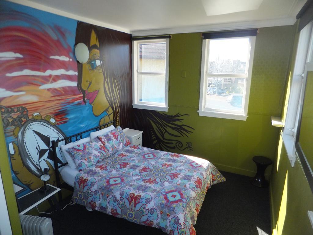 Crash Palace Backpackers Rotorua Ruang foto