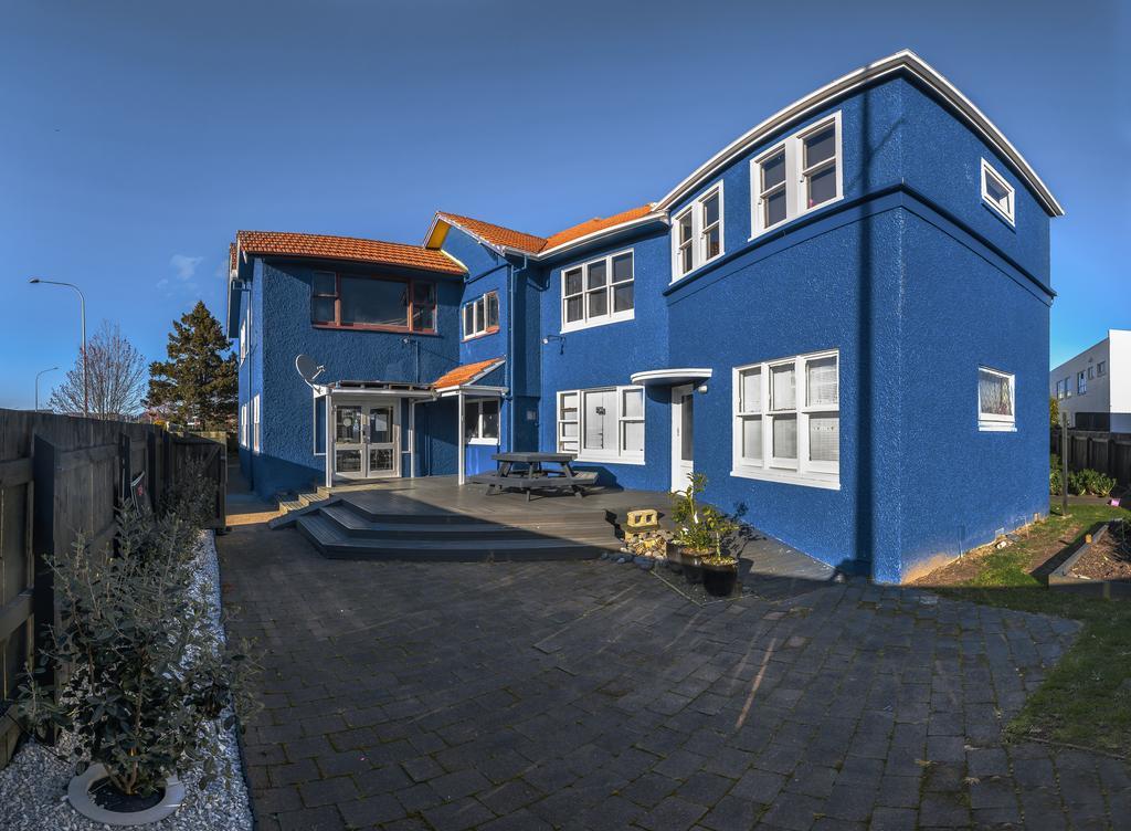 Crash Palace Backpackers Rotorua Bagian luar foto
